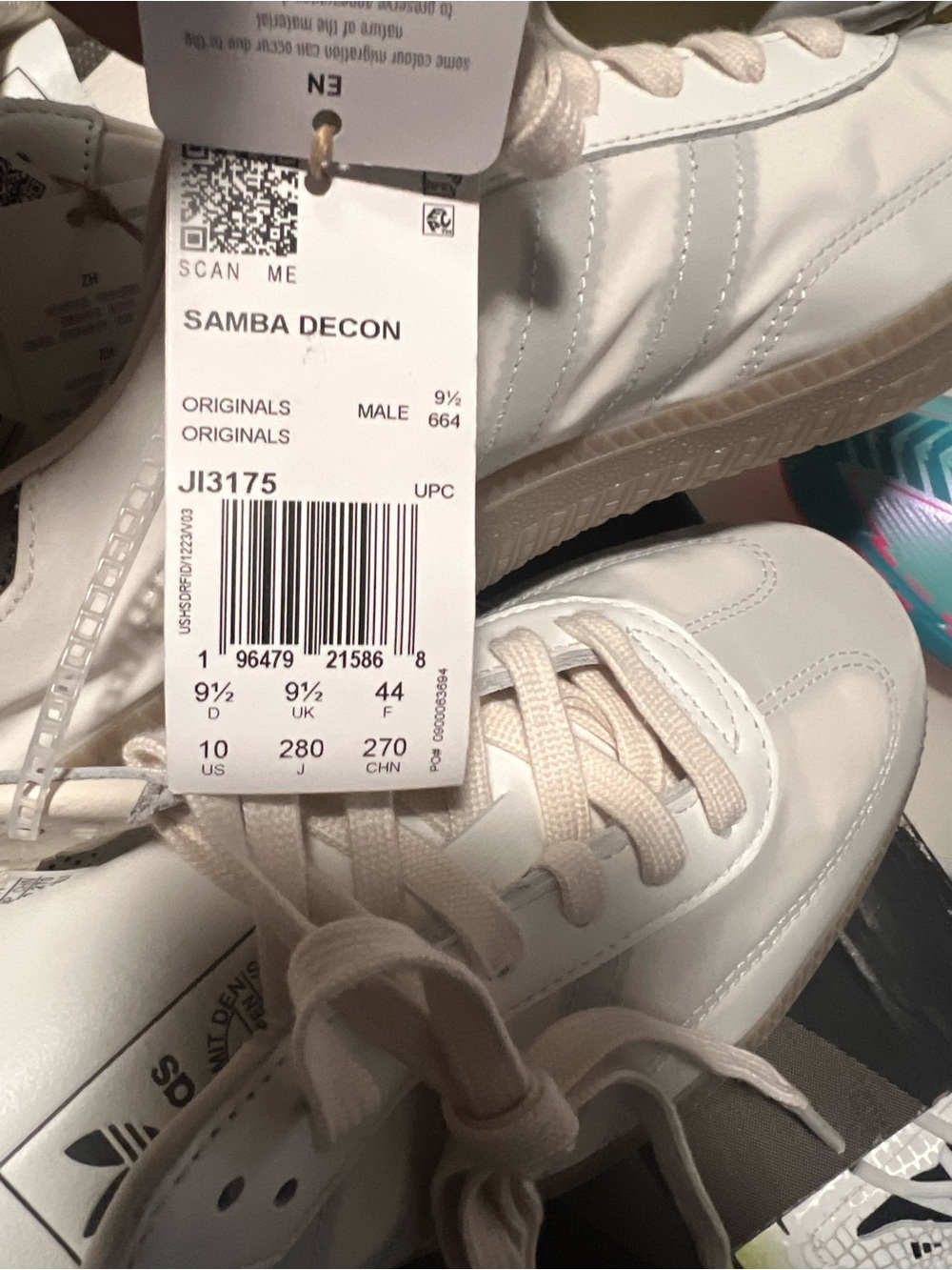 adidas Samba Decon Low-Top Sneakers with Gum Sole - Picture 6 of 7